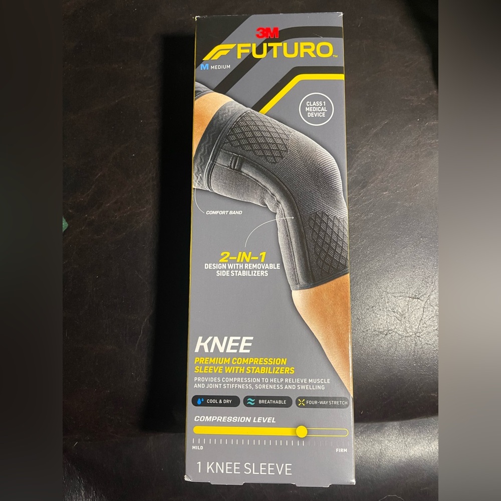 3M Futuro knee brace . New never used